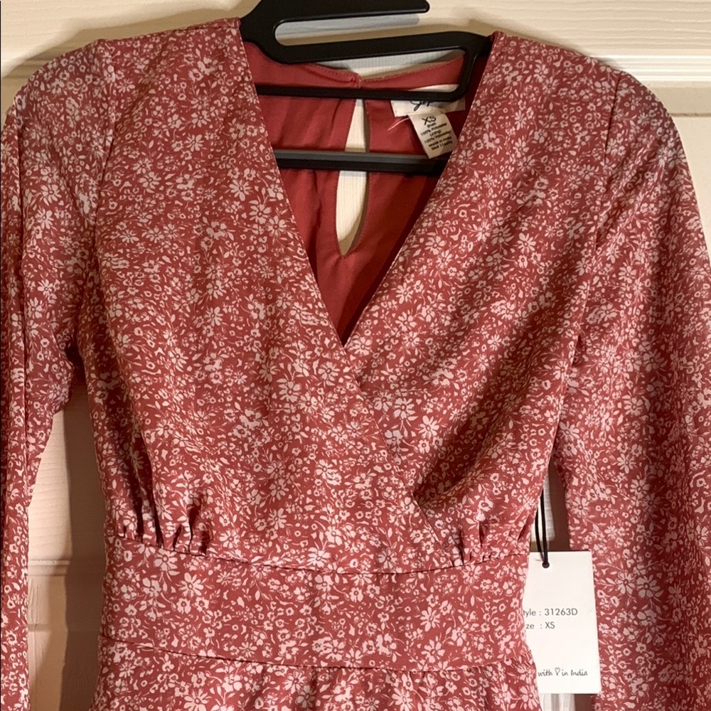 Floral V-Neck Red Dress - Picture 3 of 12